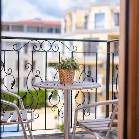 Royal Bay Apartments With Self Check-In Sveti Vlas Exterior foto