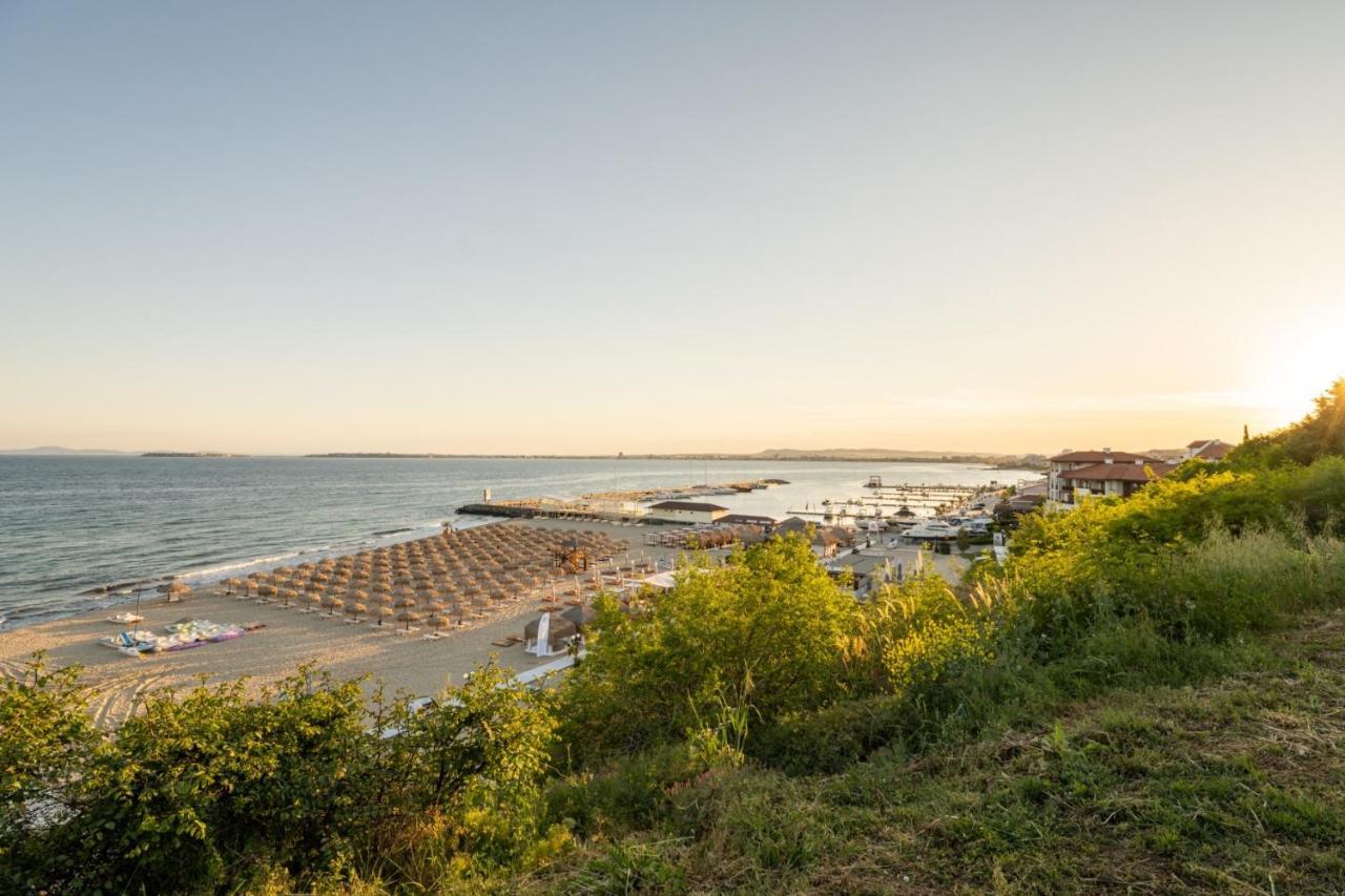 Royal Bay Apartments With Self Check-In Sveti Vlas Exterior foto