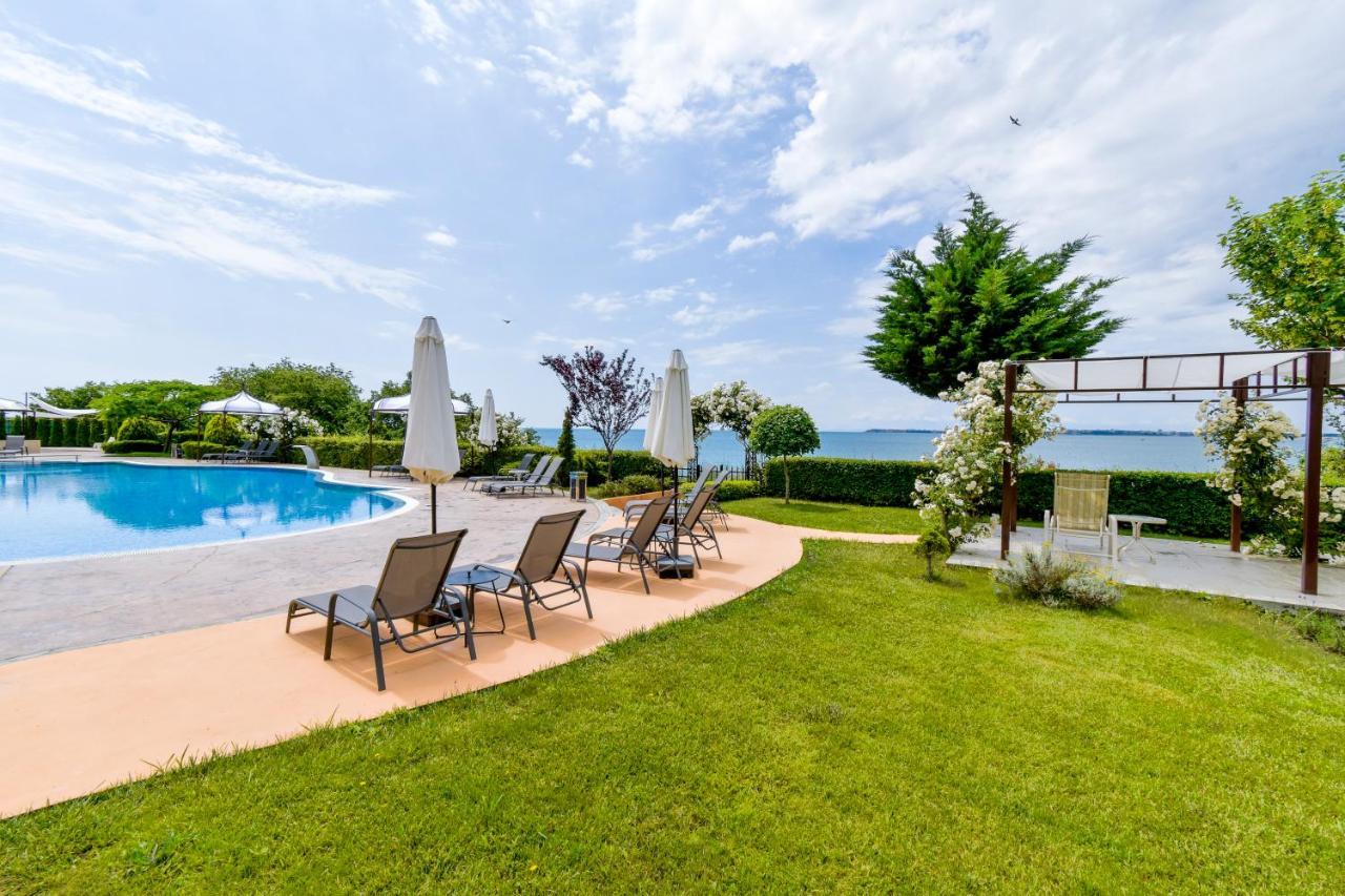 Royal Bay Apartments With Self Check-In Sveti Vlas Exterior foto