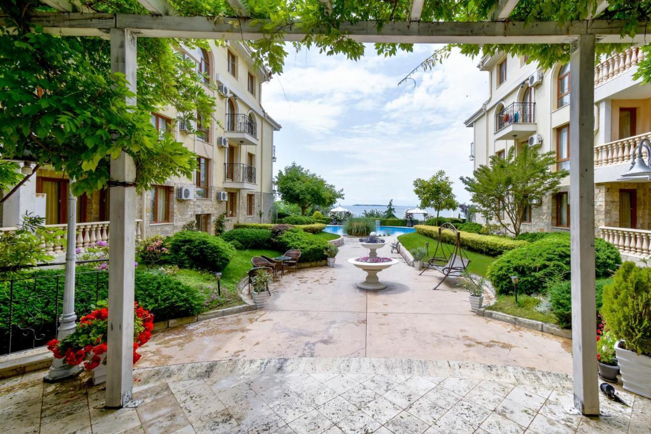 Royal Bay Apartments With Self Check-In Sveti Vlas Exterior foto