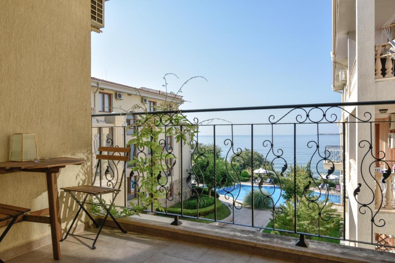 Royal Bay Apartments With Self Check-In Sveti Vlas Exterior foto