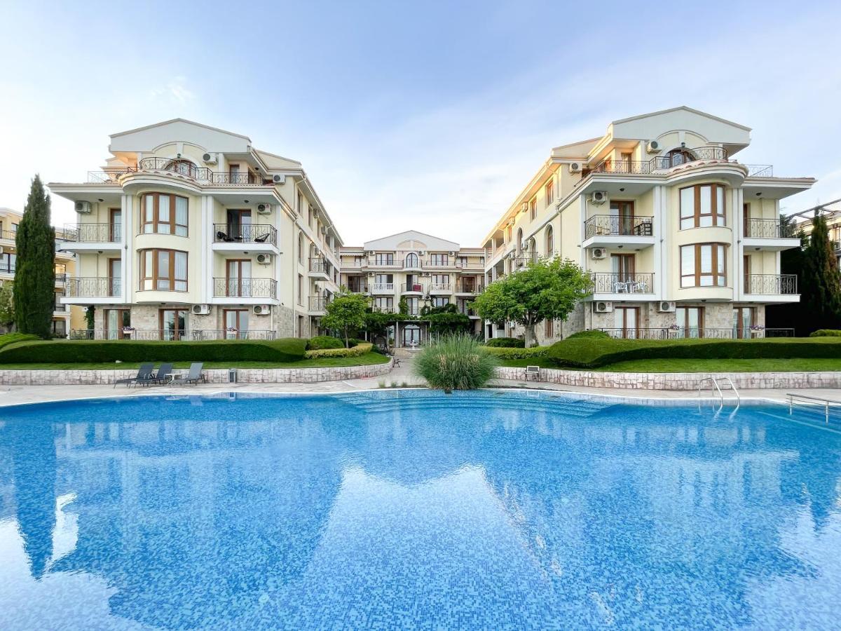 Royal Bay Apartments With Self Check-In Sveti Vlas Exterior foto